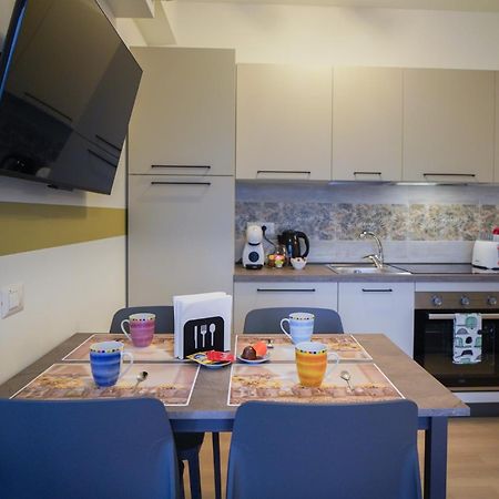 Gelsomino Suite Leonardo Academy, Mxp & Laghi Sesto Calende Extérieur photo